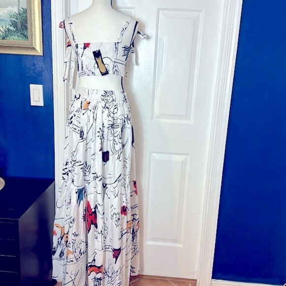 NWT 2Pcs Printed Outfit V-Neck Crop Top & Big Swing Skirt Set Boho Maxi - Picture 8 of 13